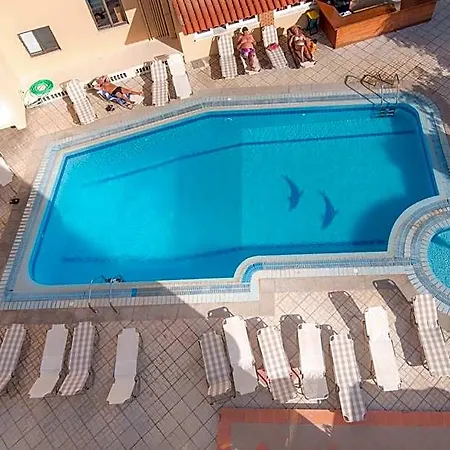 Hotel Captain's 2*